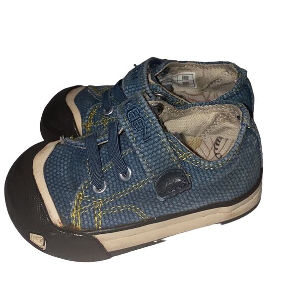 Keen Canvas Blue Strap Sneakers Size 5 - Picture 4 of 11